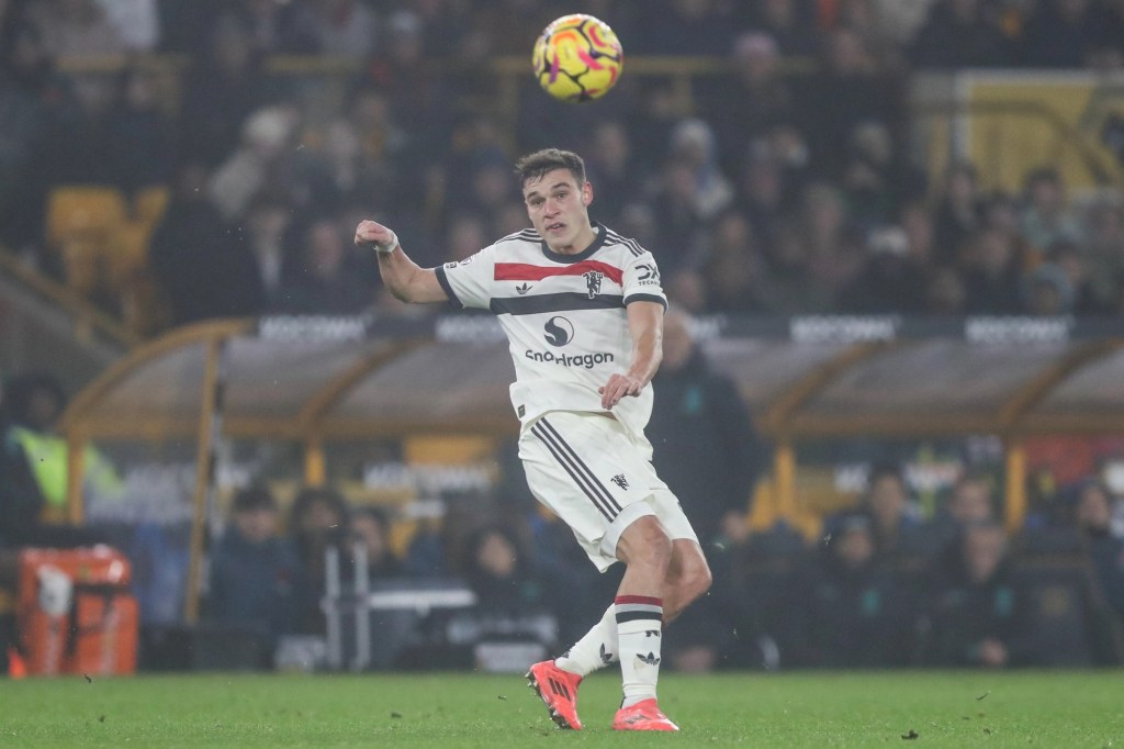 Manuel Ugarte Saves a Point for Manchester United in Final Trip to Goodison&nbsp;Park